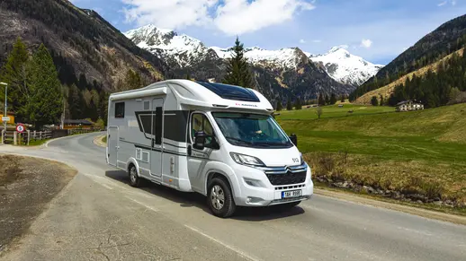 Adria Matrix AXESS M670SL manual